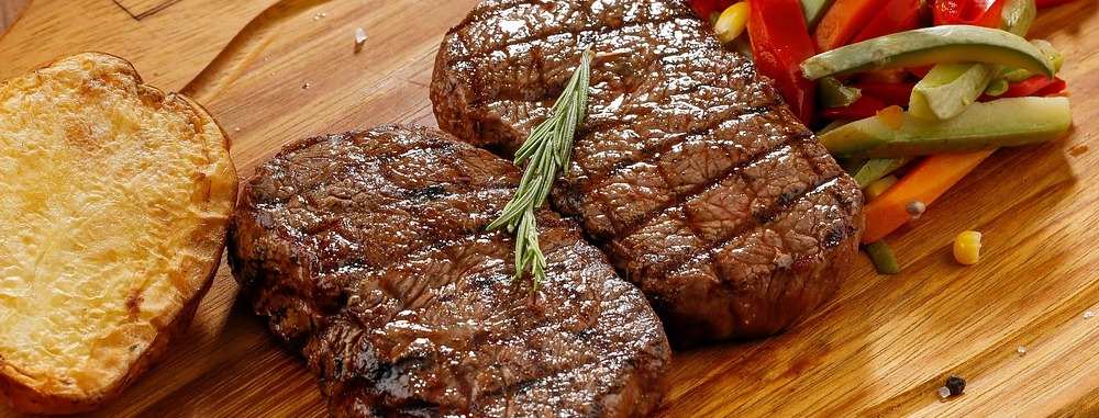 Allergia alla carne rossa: è davvero legata alle zecche?